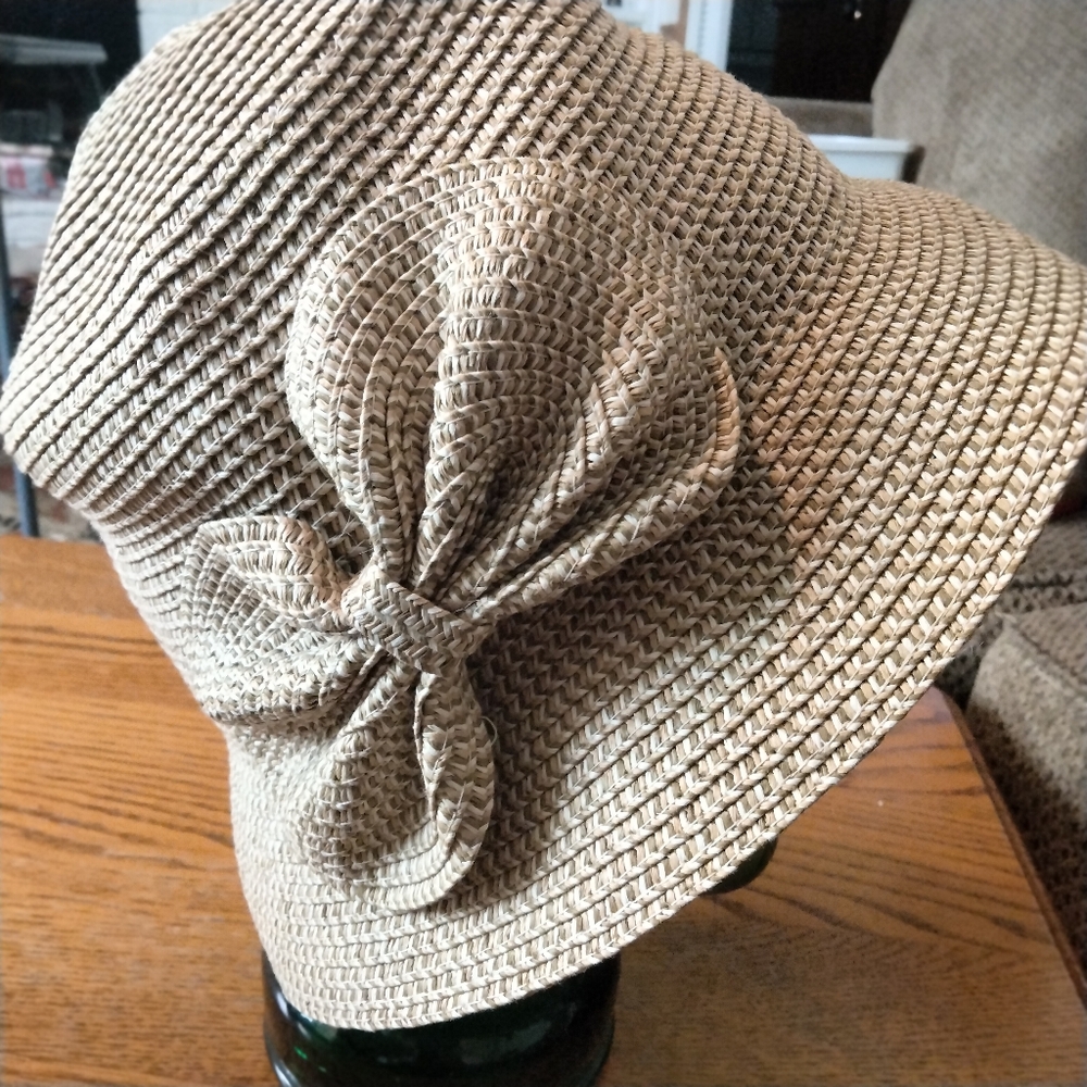 D&Y Tan Paper Woven Bucket Easter Hat